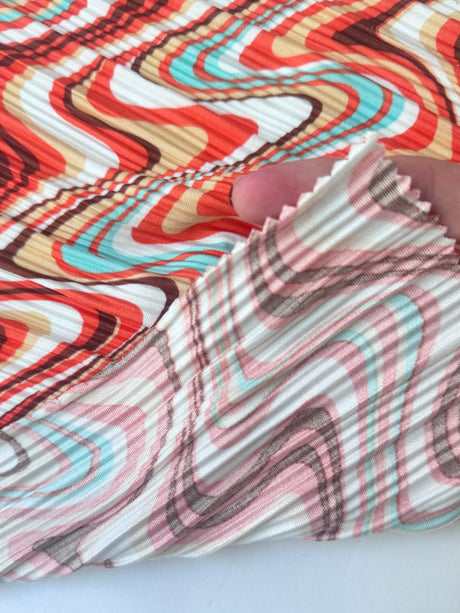 Printed Pleated Knit Multicolor Wave