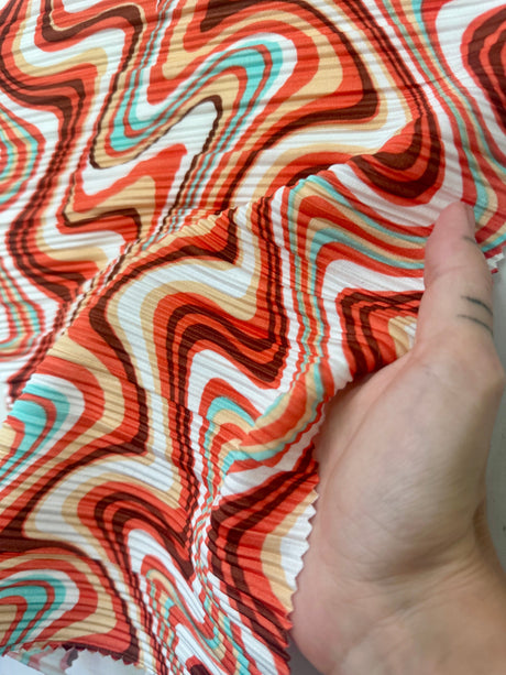 Printed Pleated Knit Multicolor Wave