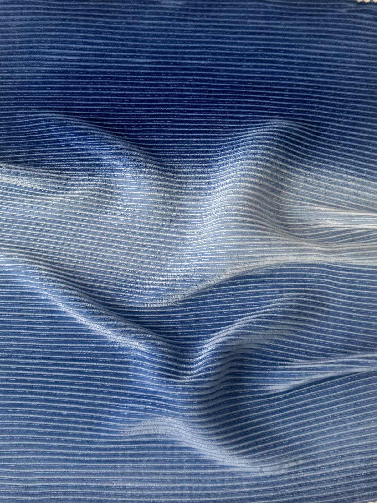 Shiny Printed Knit Denim Blue Ombre