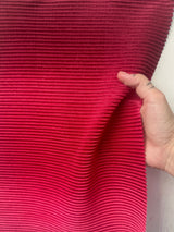 Pleated Knit Red Ombre