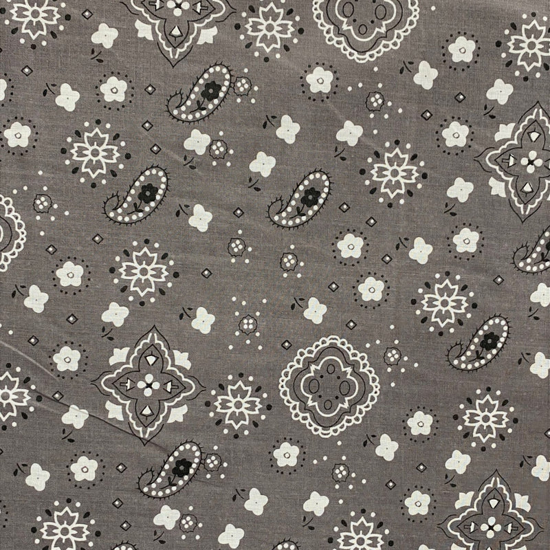 1 Yard Gray Cotton Polyester Paisley Bandanna Print Fabric 59/60 Inch