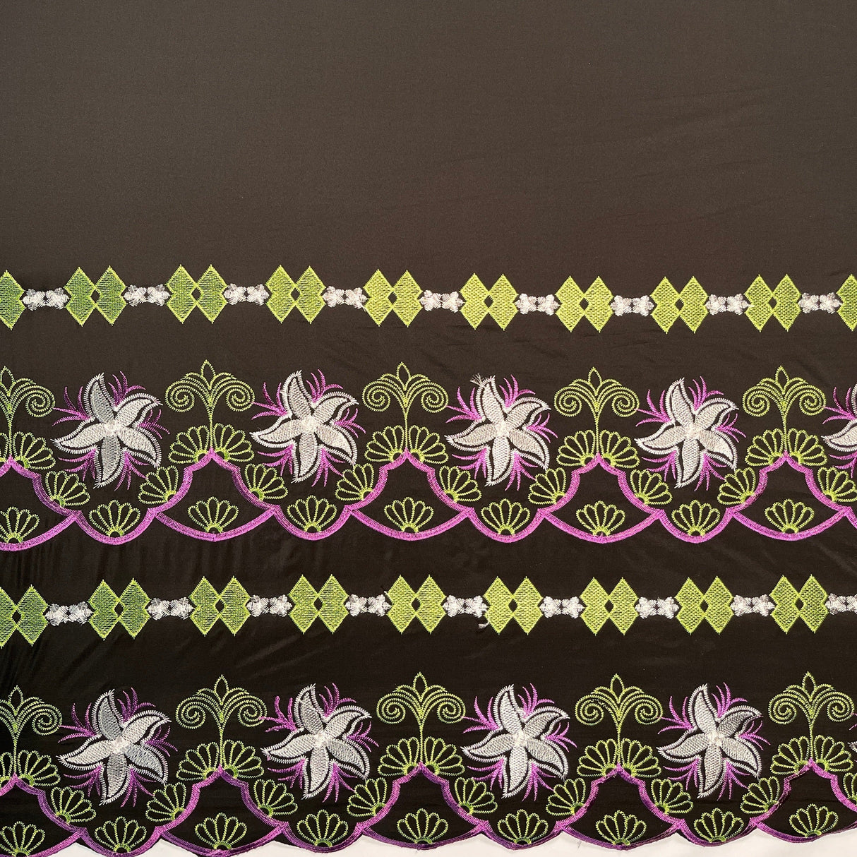 Polyester Embroidered Double Border Fabric