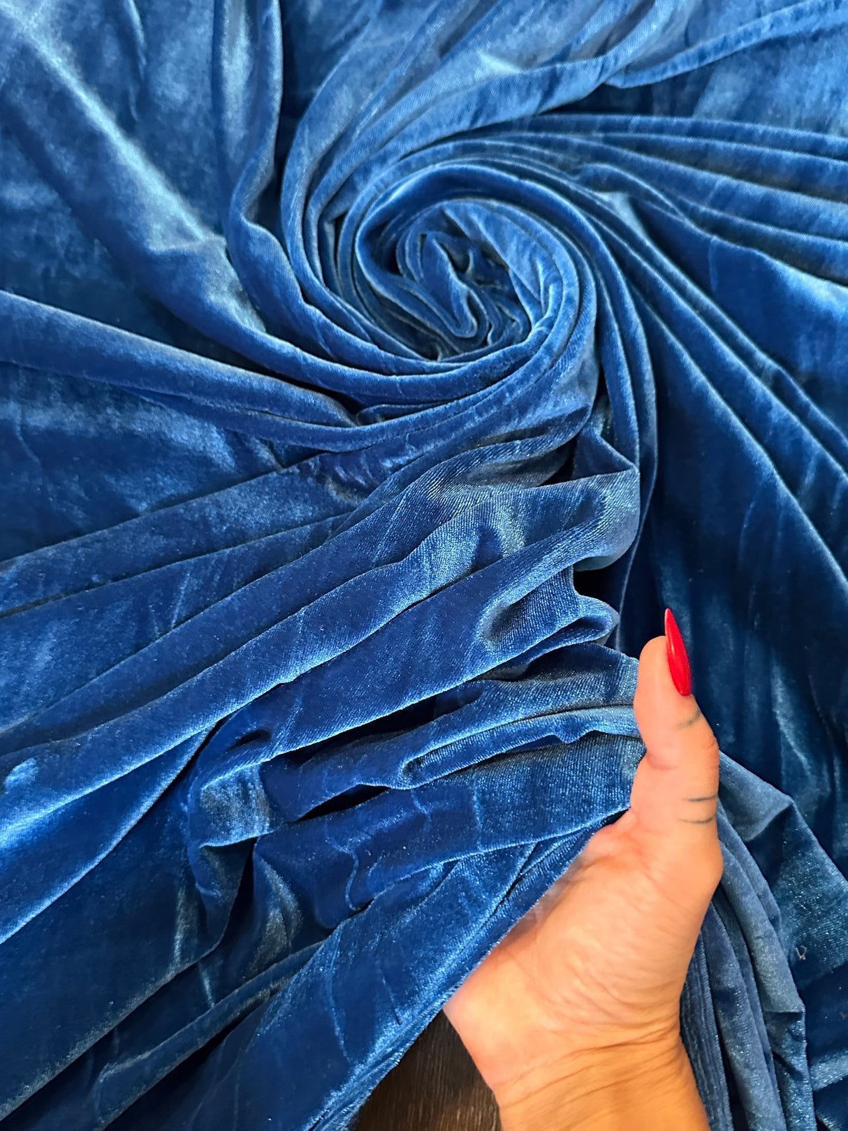 Stretch Velvet Blue Sapphire