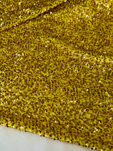 Stretch Sequin on Velvet Yellow Gold