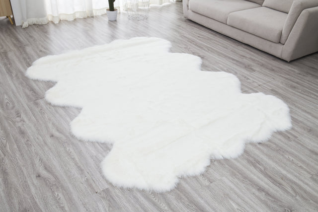 Renne Area Rug Bed Cover Collection Faux Fur Fabric - White, Tip Dye Gray, Animal Shape, 5' X 8', 2' X 6', 2' X 3' (1 Unit)