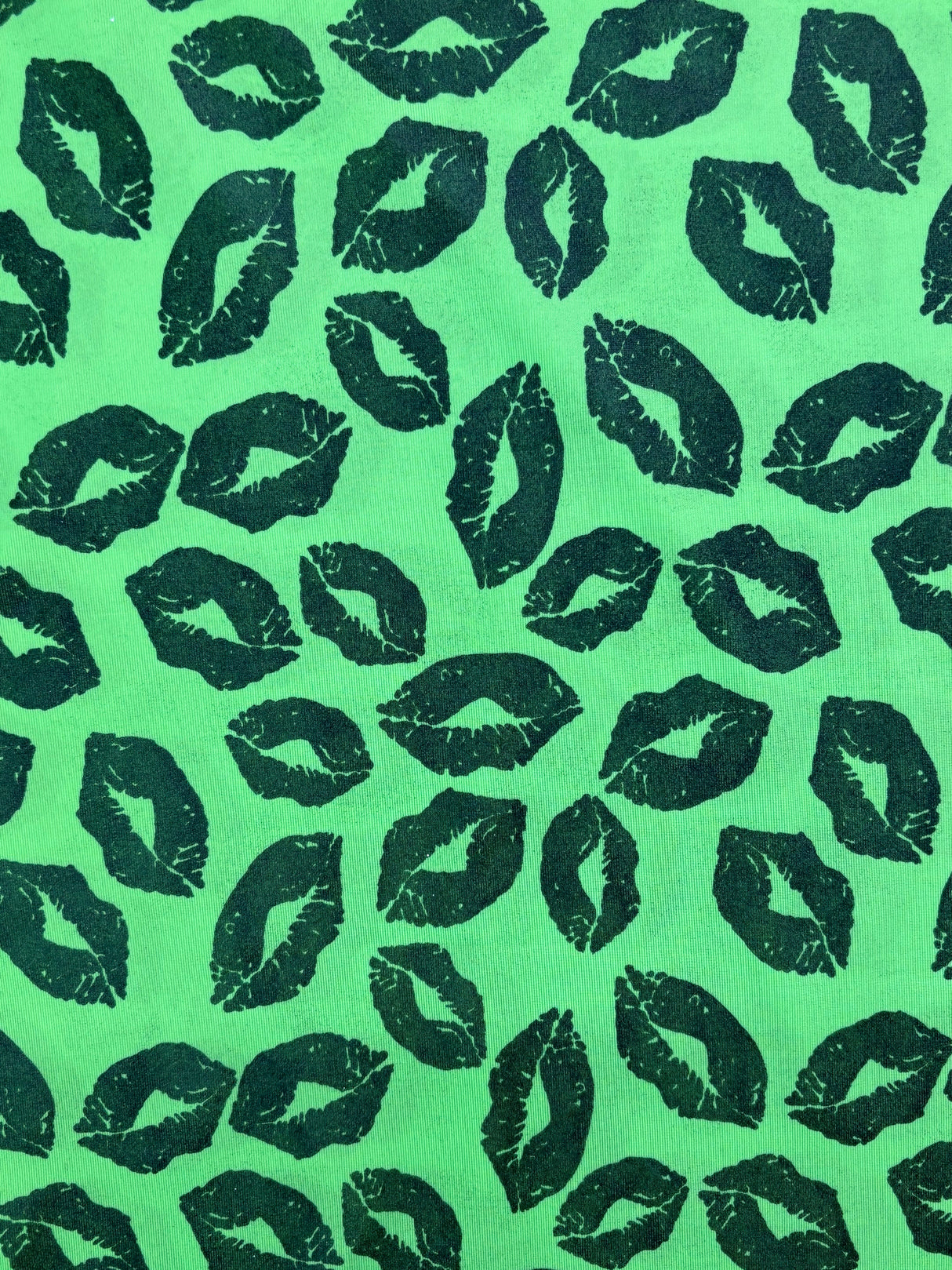 Green Kiss Print Spandex Fabric - Green Kiss Print, 58"/60" Width (1 Yard)