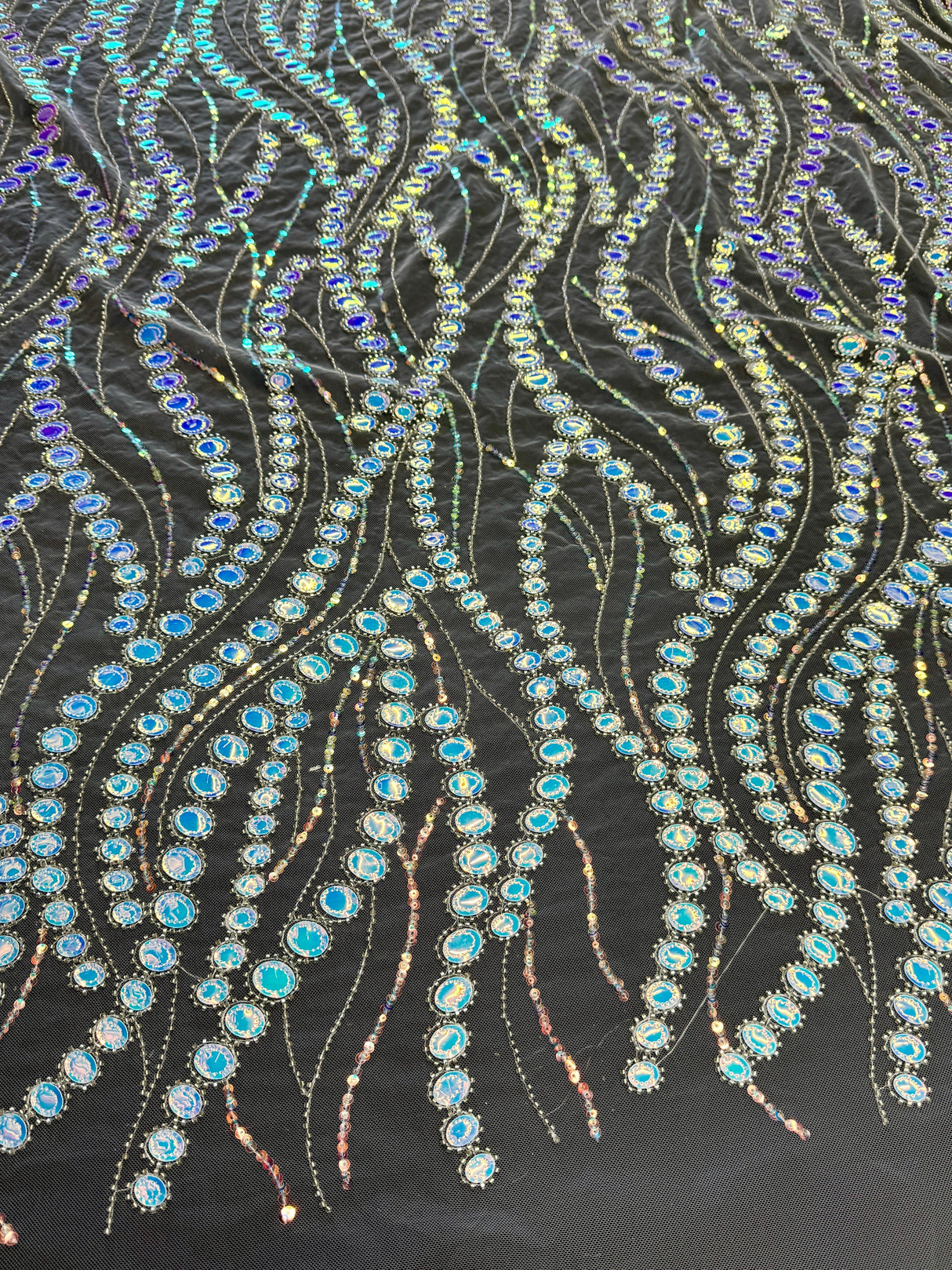 Stretch Sequin Wave Lace White Iridescent
