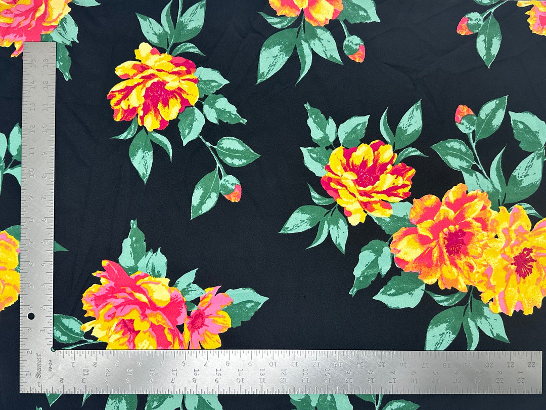 1 Yard Techno Crepe Knit Floral Pattern Fabric Soft Stretchy Polyester 60 Inch Width