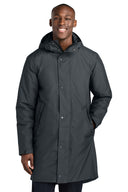 Parka impermeable aislada Sport-Tek® para la línea lateral.