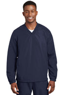 Camisa cortavientos raglán de cuello en V Sport-Tek®