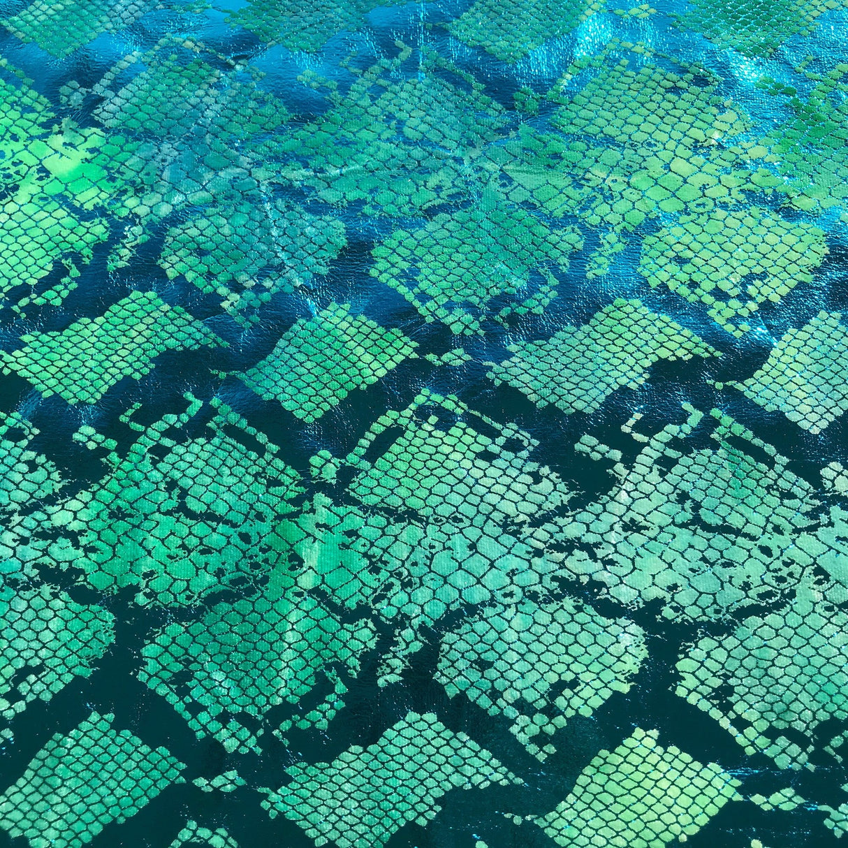 Foil Printed Stretch Velvet Jungle Cobra