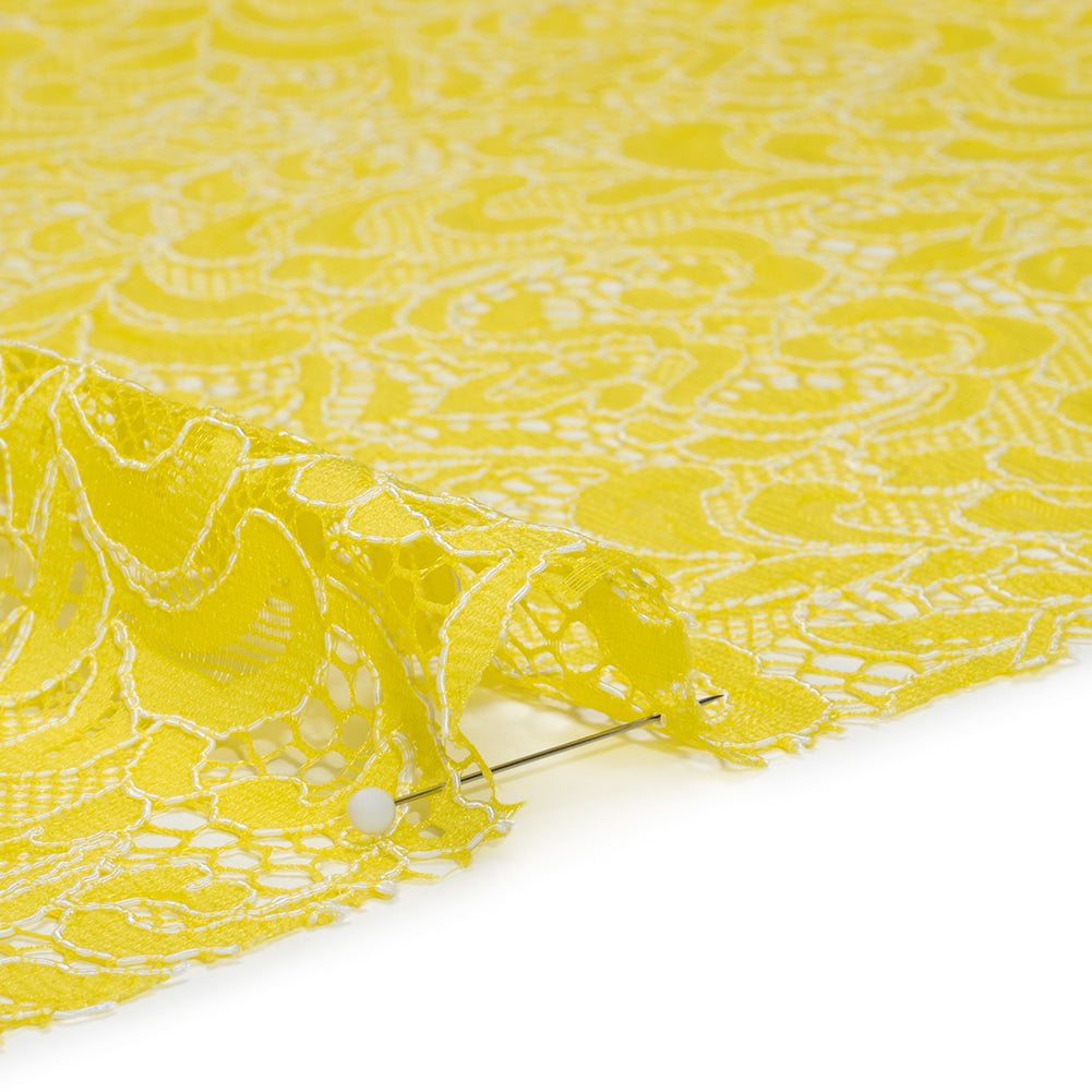 Corded Lace with Scalloped Finished Edges - Yellow and Ivory Leafy Vines and Flowers