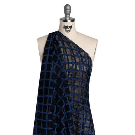Corded Lace with Little Scalloped Finished Edges - Surf Blue and Black Diamond Lattice