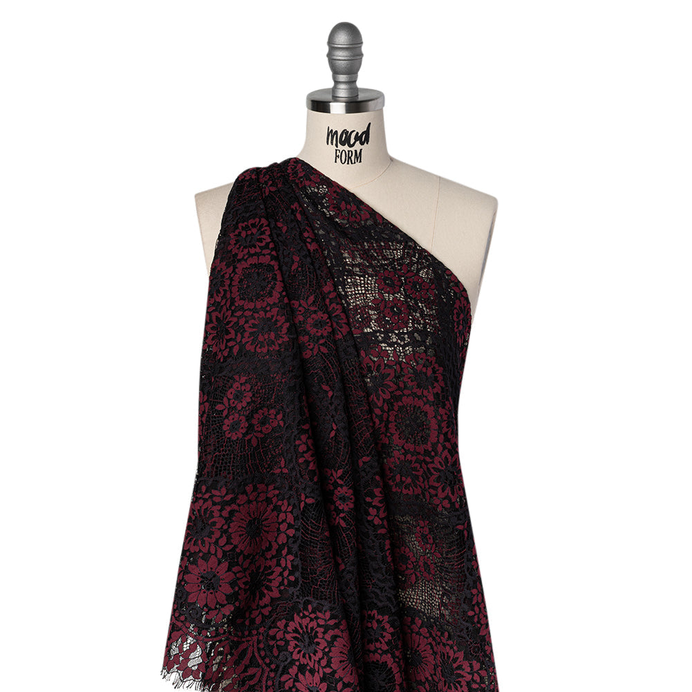 Raschel Lace with Finished Scalloped Edges - Black and Chocolate Truffle Sunflowers and Daisies