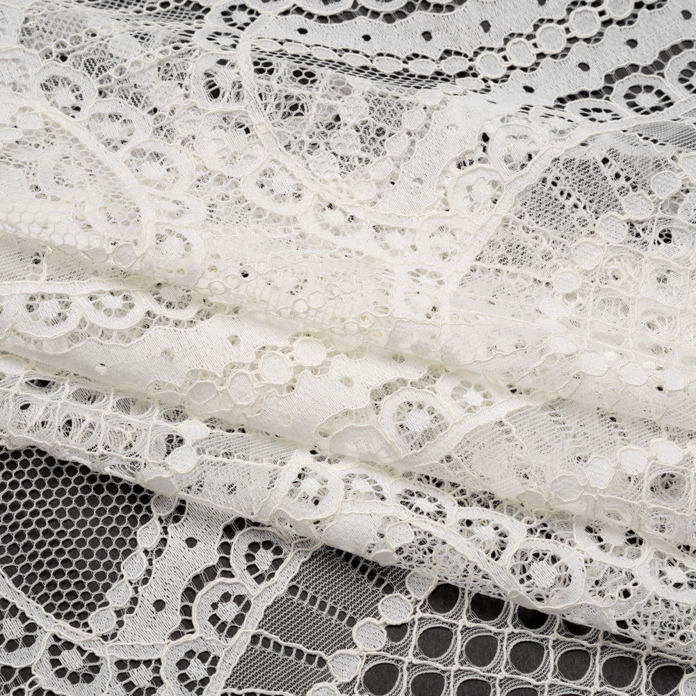 Corded Lace with Scalloped Fringe Edges - Ivory Geometric Lozenges