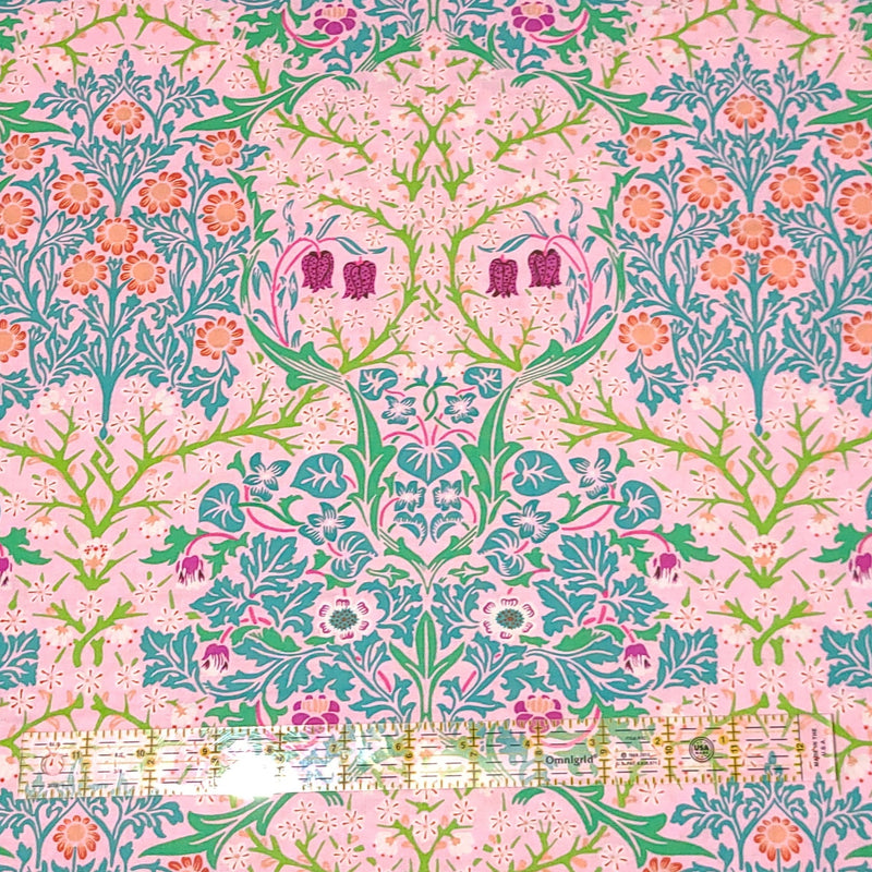 Quilting Cotton Kaffe Fassett x Morris & Co. Floral Blackthorn Pink