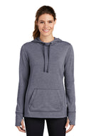 Sudadera con capucha de forro polar PosiCharge® Tri-Blend Wicking para mujer Sport-Tek®