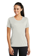 Camiseta resistente Sport-Tek® para mujer PosiCharge® Tough Tee™