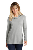 Sudadera con capucha de manga larga con tecnología de absorción PosiCharge Tri-Blend para mujer
