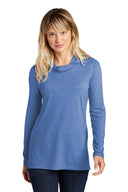 Sudadera con capucha de manga larga con tecnología de absorción PosiCharge Tri-Blend para mujer