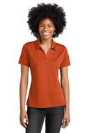 Polo Competitor PosiCharge para mujer Sport-Tek®