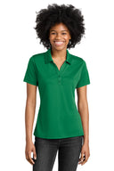Polo Competitor PosiCharge para mujer Sport-Tek®