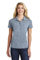 Polo PosiCharge Electric Heather para mujer Sport-Tek®