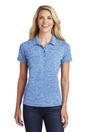 Polo PosiCharge Electric Heather para mujer Sport-Tek®