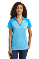Polo raglán con bloques jaspeados PosiCharge® RacerMesh® para mujer Sport-Tek®