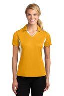 Polo de manga larga con bloques laterales Micropique Sport Wick para mujer Sport-Tek®