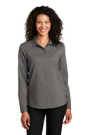 Camisa de manga larga Performance para personal de mujer