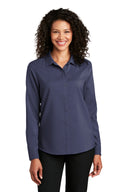 Camisa de manga larga Performance para personal de mujer