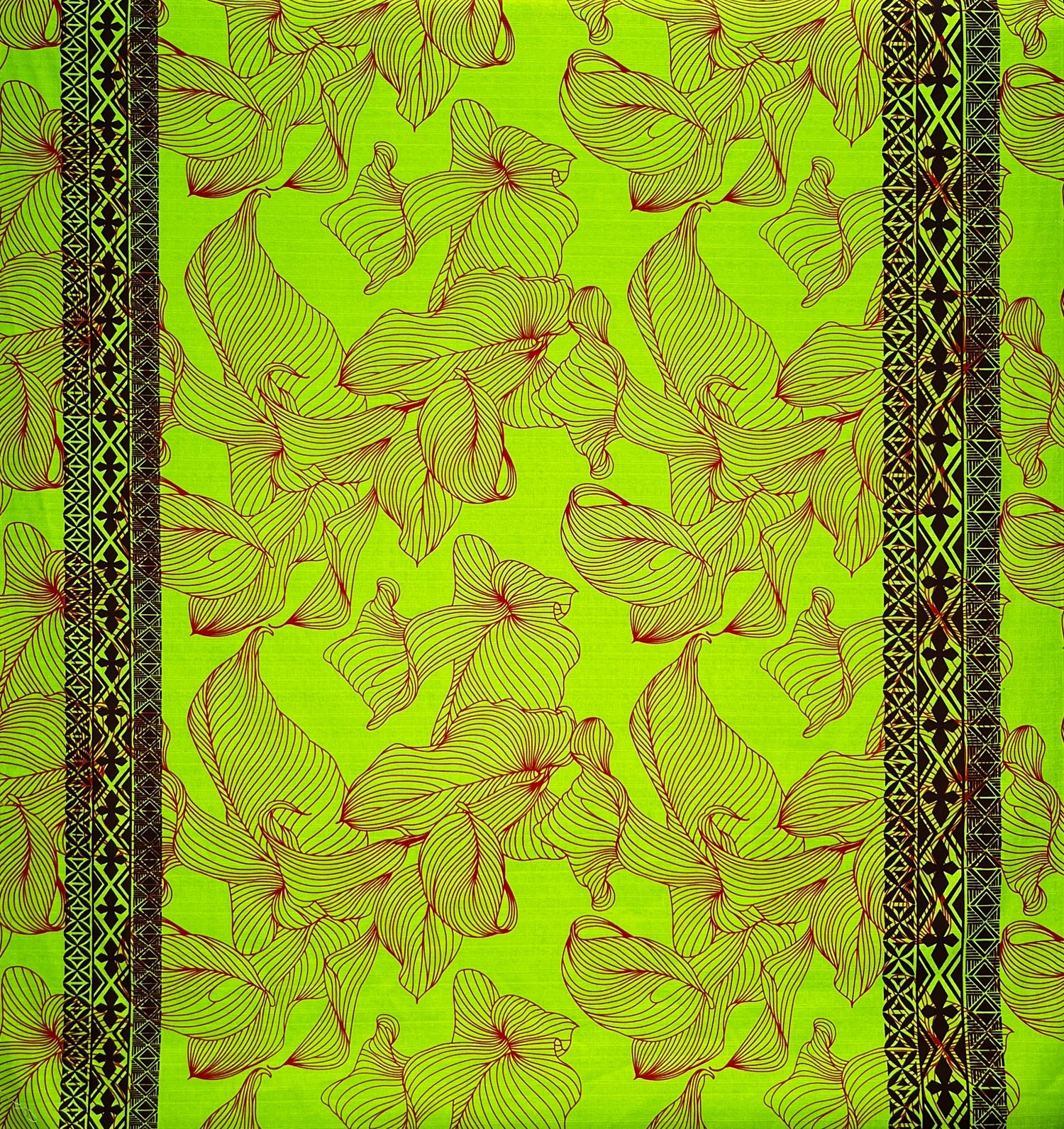 Lily With Tapa Double Border Cotton Light Barkcloth Fabric - Floral Tapa Border, 36" X 45" (1 Yard)