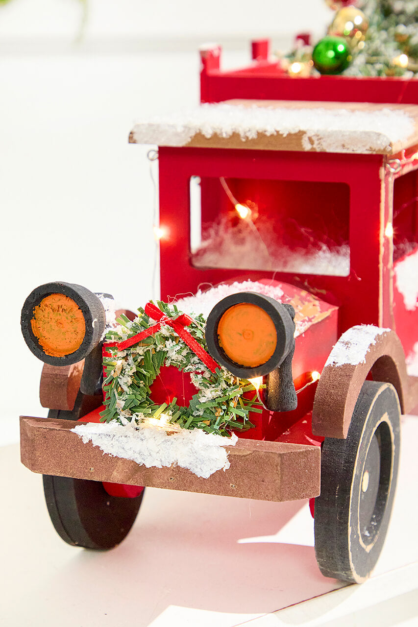 21" Lighted Wood Holiday Truck With Tree