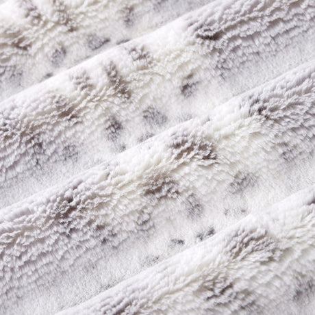 Polyester Cuddle Fabric Dove Luxe Cuddle Alaskan Bunny 58/60"