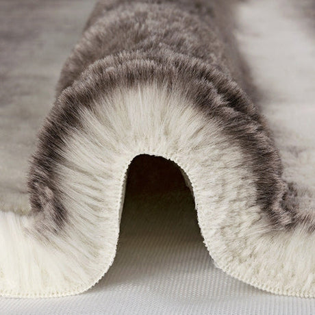 Luxe Cuddle Arctic Chinchilla Fabric 58/60"