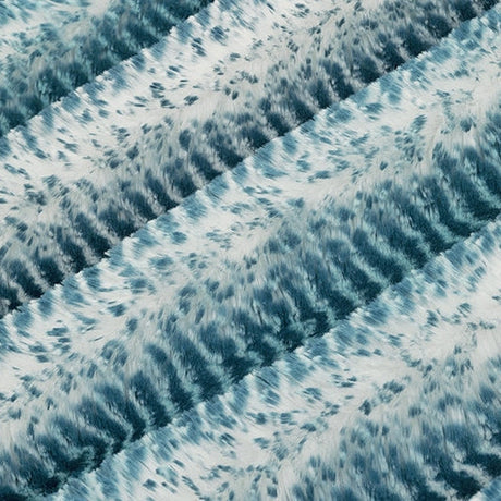 Luxe Cuddle Arctic Owl Fabric 58/60"