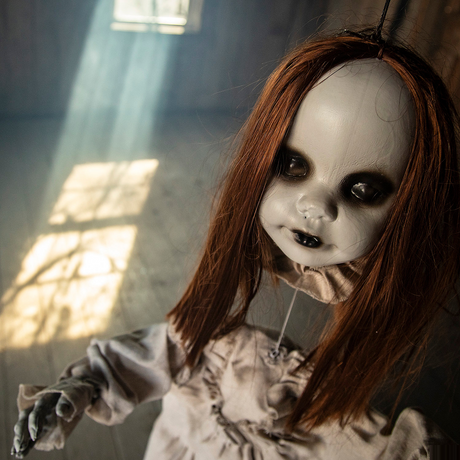 Hanging Girl Red-Haired Light-Up Doll with Separated Head 39 1/4"