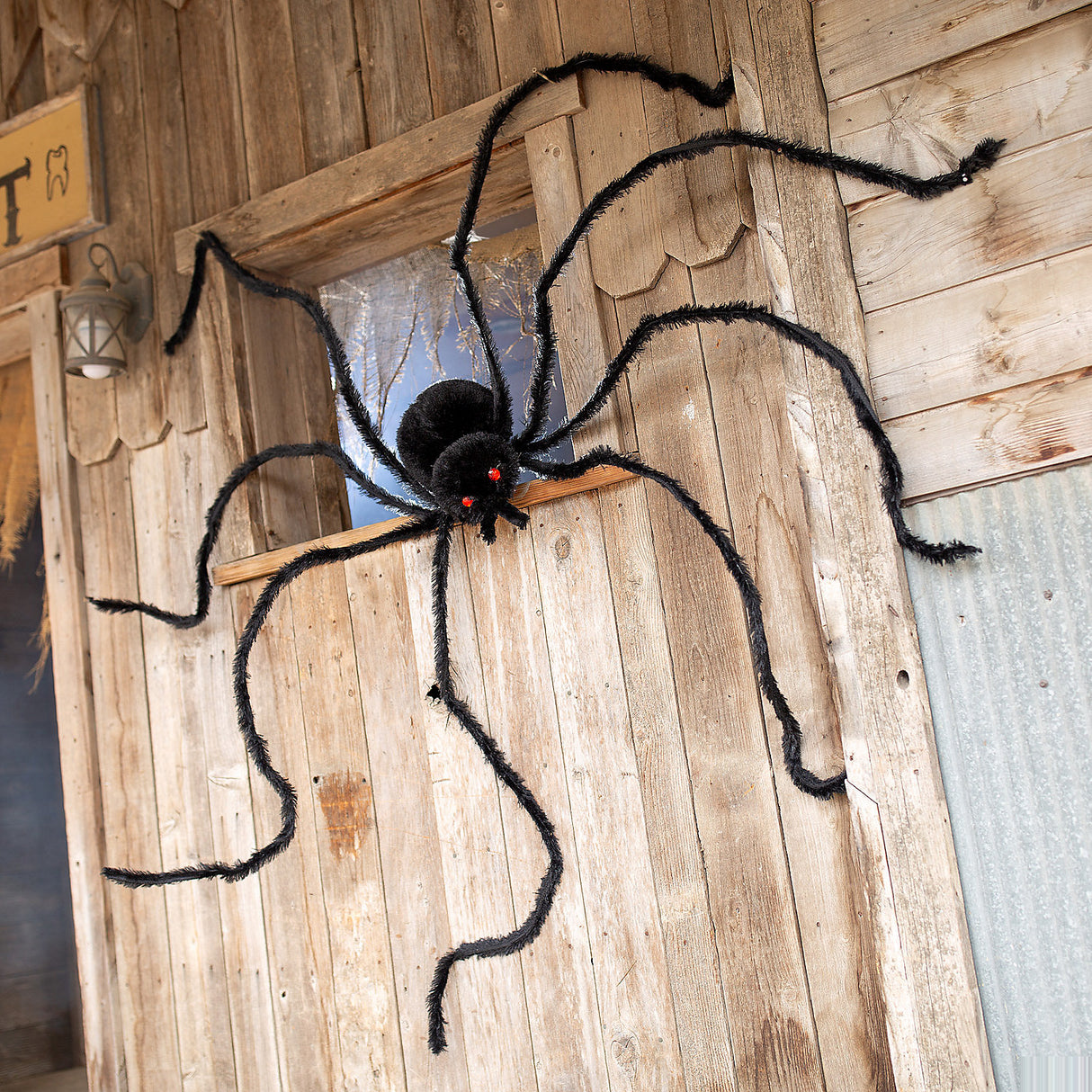 Realistic Furry Black Polyester Spider Halloween Decoration for Indoor Outdoor Scary Displays