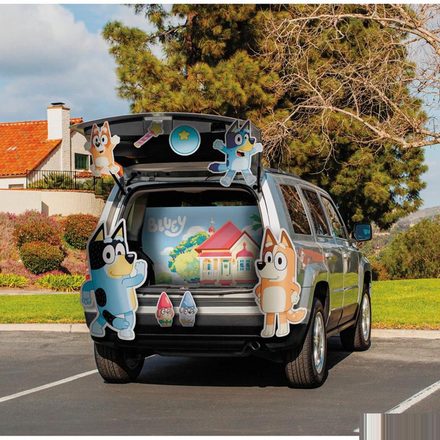 Bluey Treat Your Trunk Decorating Kit