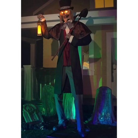 Animated Graveyard Host