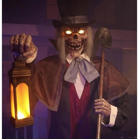 Animated Graveyard Host