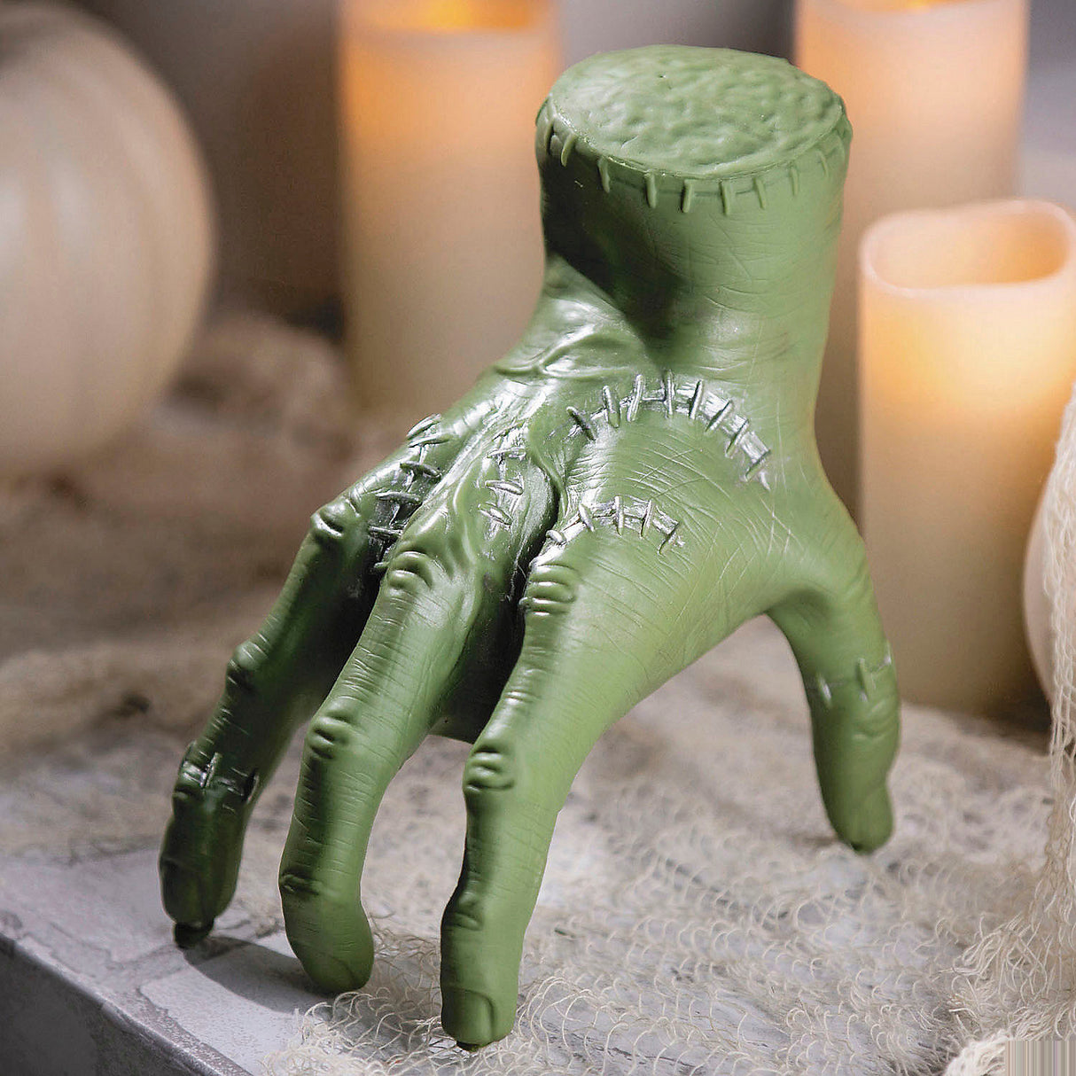 Animated Green Crawling Severed Hand Halloween Decoration for Spooky Events and Haunted House Decor