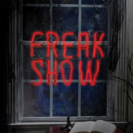 Light Glo Freak Show