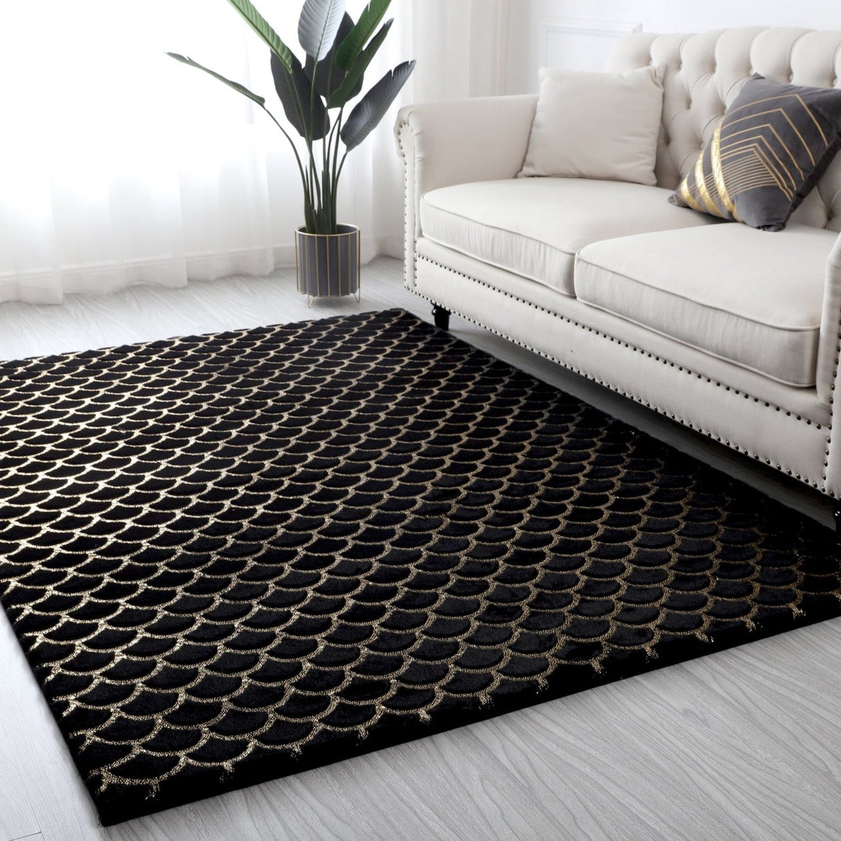Enchanting Black Mermaid Half Moon Faux Fur Rug - Shimmery Golden Metallic, Black Moon (7'6" X 10'3")