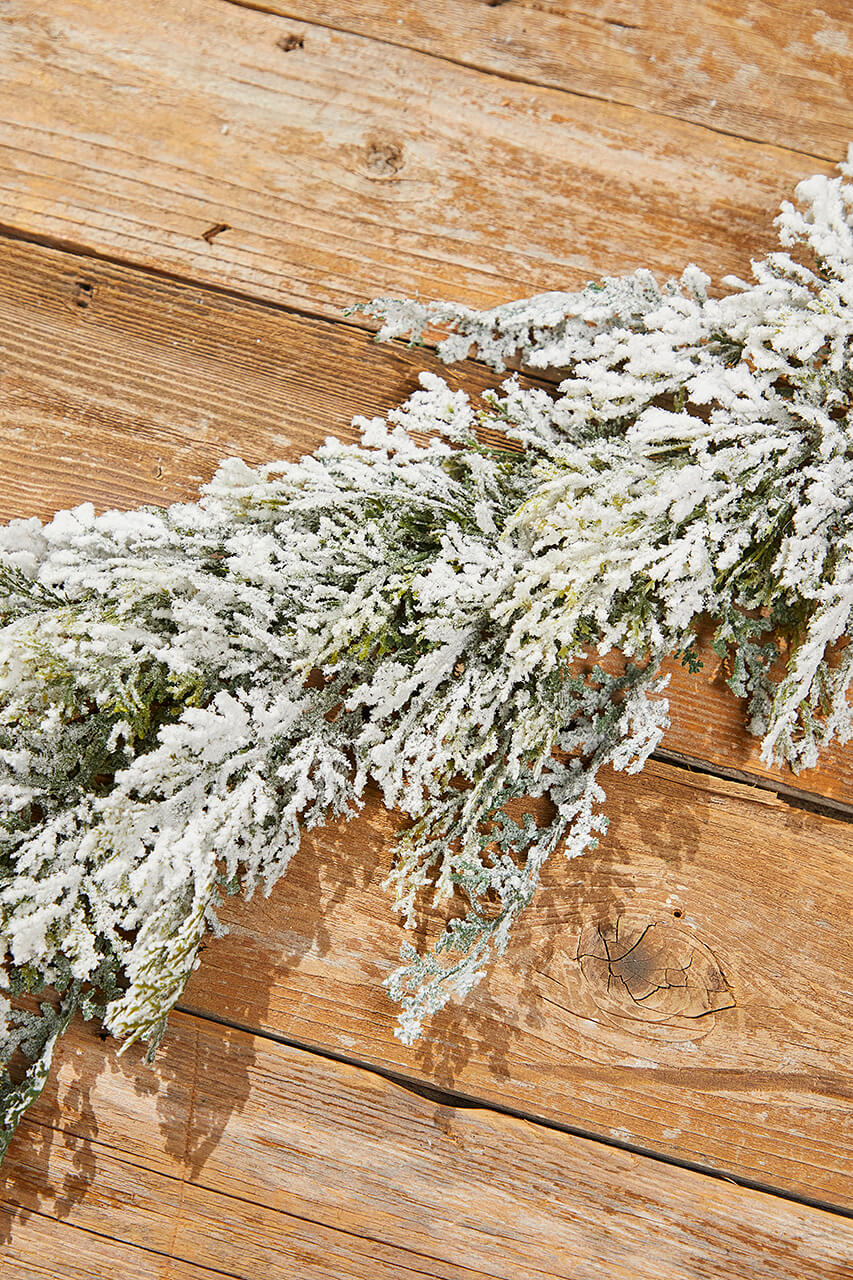 48” Frosted Cedar Garland