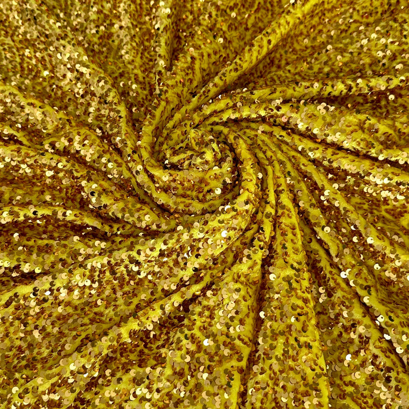 Stretch Sequin on Velvet Yellow Gold
