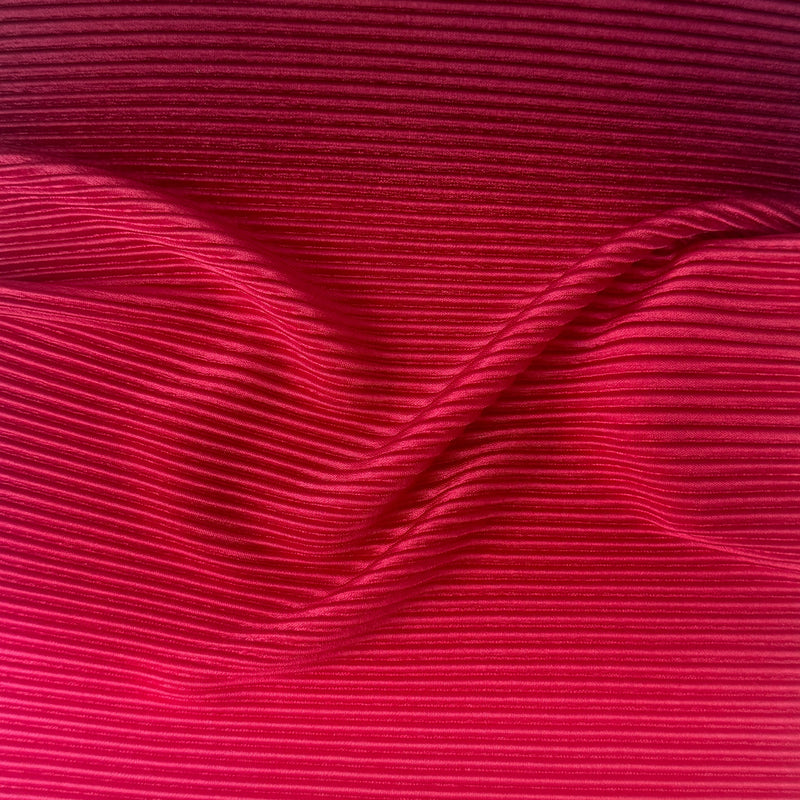 Pleated Knit Red Ombre