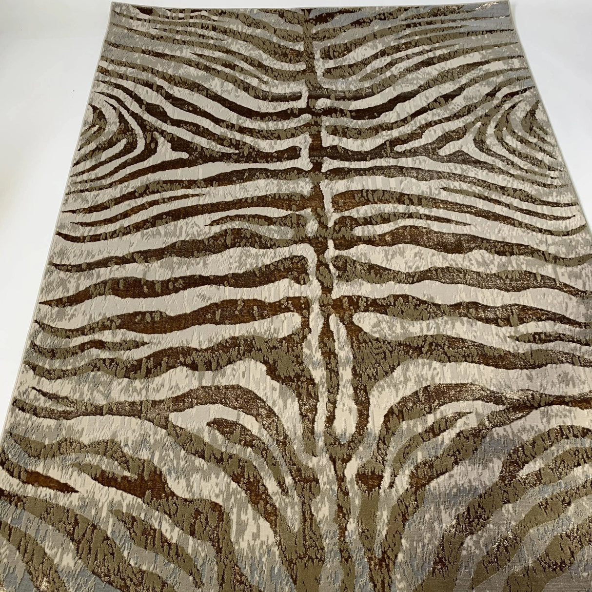 Maximus 187 Polyester Viscose Blend Fabric - Safari Zebra Animal Print, Color-Changing Flat Weave, 7'6" X 10'3" (1 Rug)