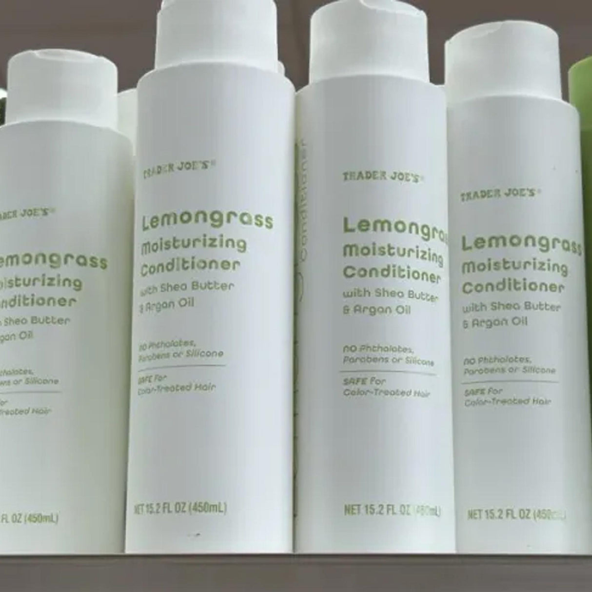 Trader Joe’s Lemongrass Moisturizing Conditioner | Safe for Colored Hair | 15.2 Fl Oz